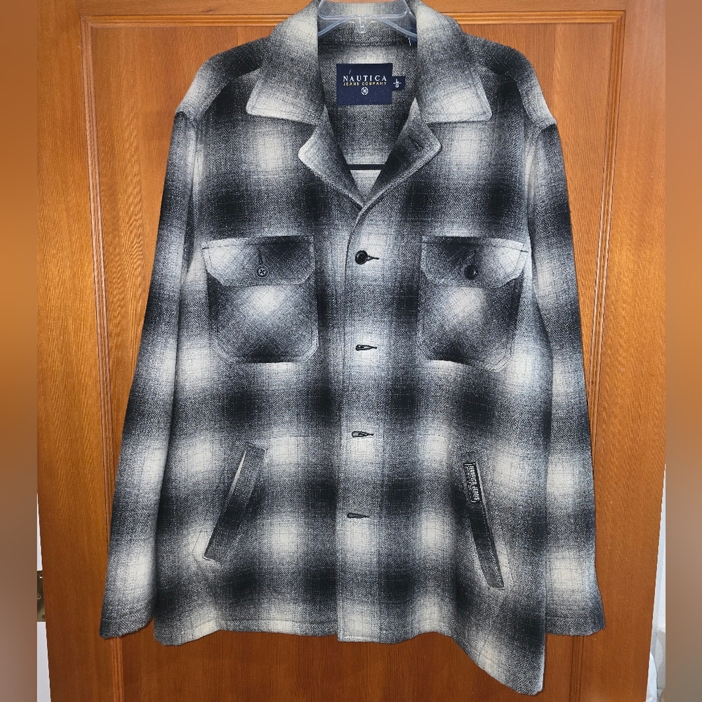 Nautica Men's Black and Gray Plaid Jacket